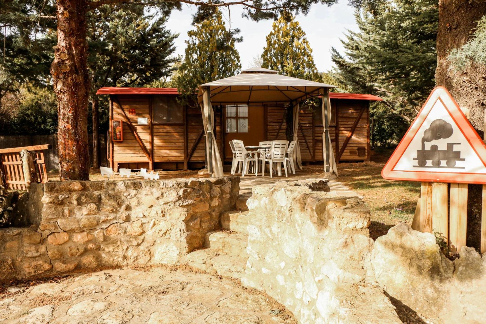 Camping Castillo De Лоарре Экстерьер фото