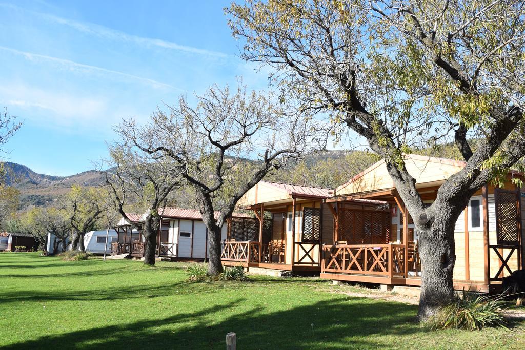 Camping Castillo De Лоарре Экстерьер фото